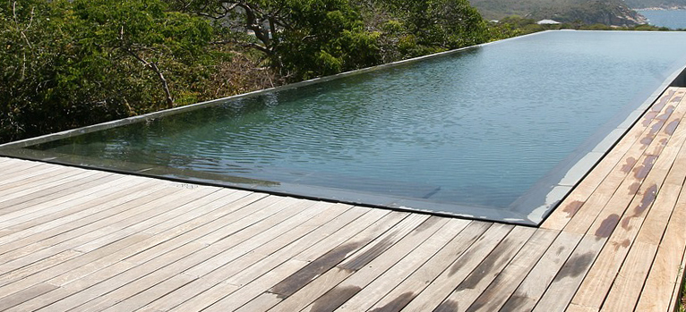 Madera piscina