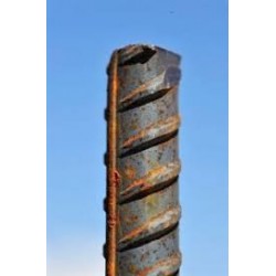 Poste corrugado 16mm 2m de alto 